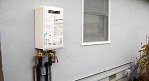 Can Water Heaters Be Installed Outside, Best Electric Tankless Water Heater For Outdoor Shower