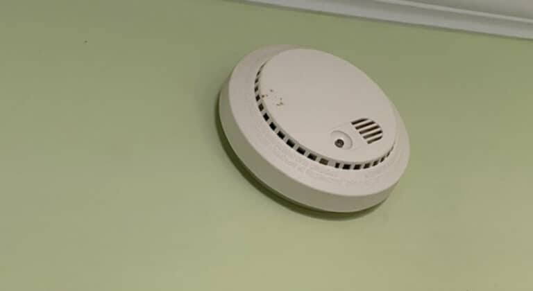 How Often Should Smoke Detectors Be Replaced? - Home Inspection Insider