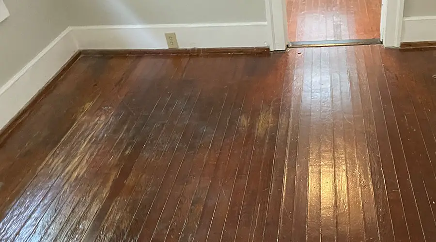 How to Draw Moisture Out of Wood Floors 