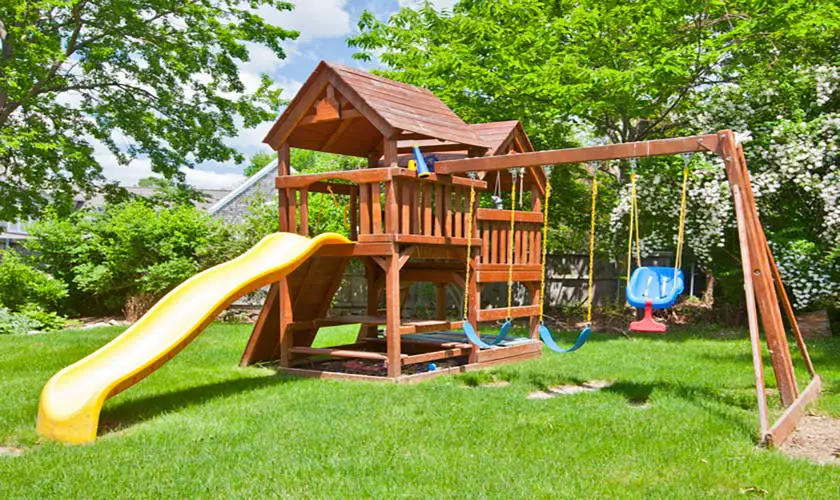 outdoor wood playhouse ideas
