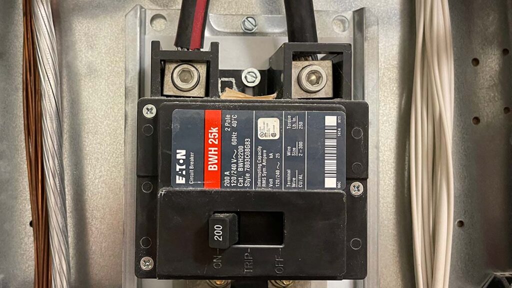 Wire & Breaker Size for Electric Stoves, Wall Ovens, & Cooktops